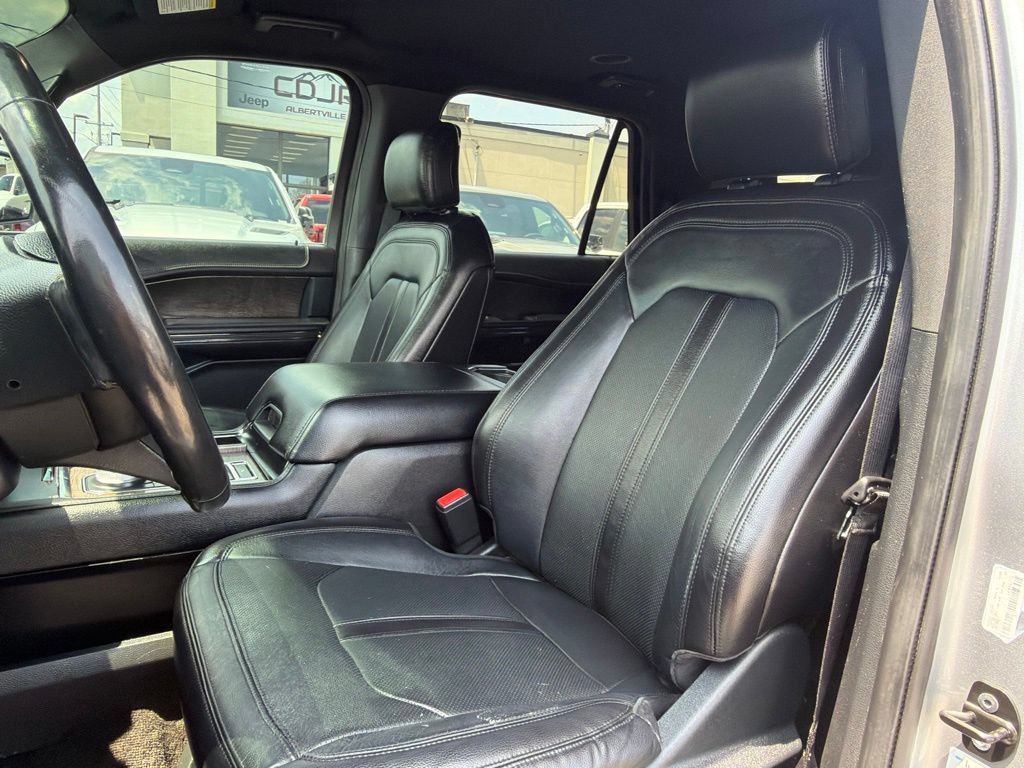 Used 2020 Ford Expedition Limited AWD/4WD image 36