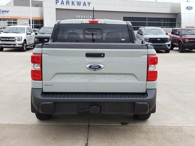 Used 2022 Ford Maverick XLT image 7