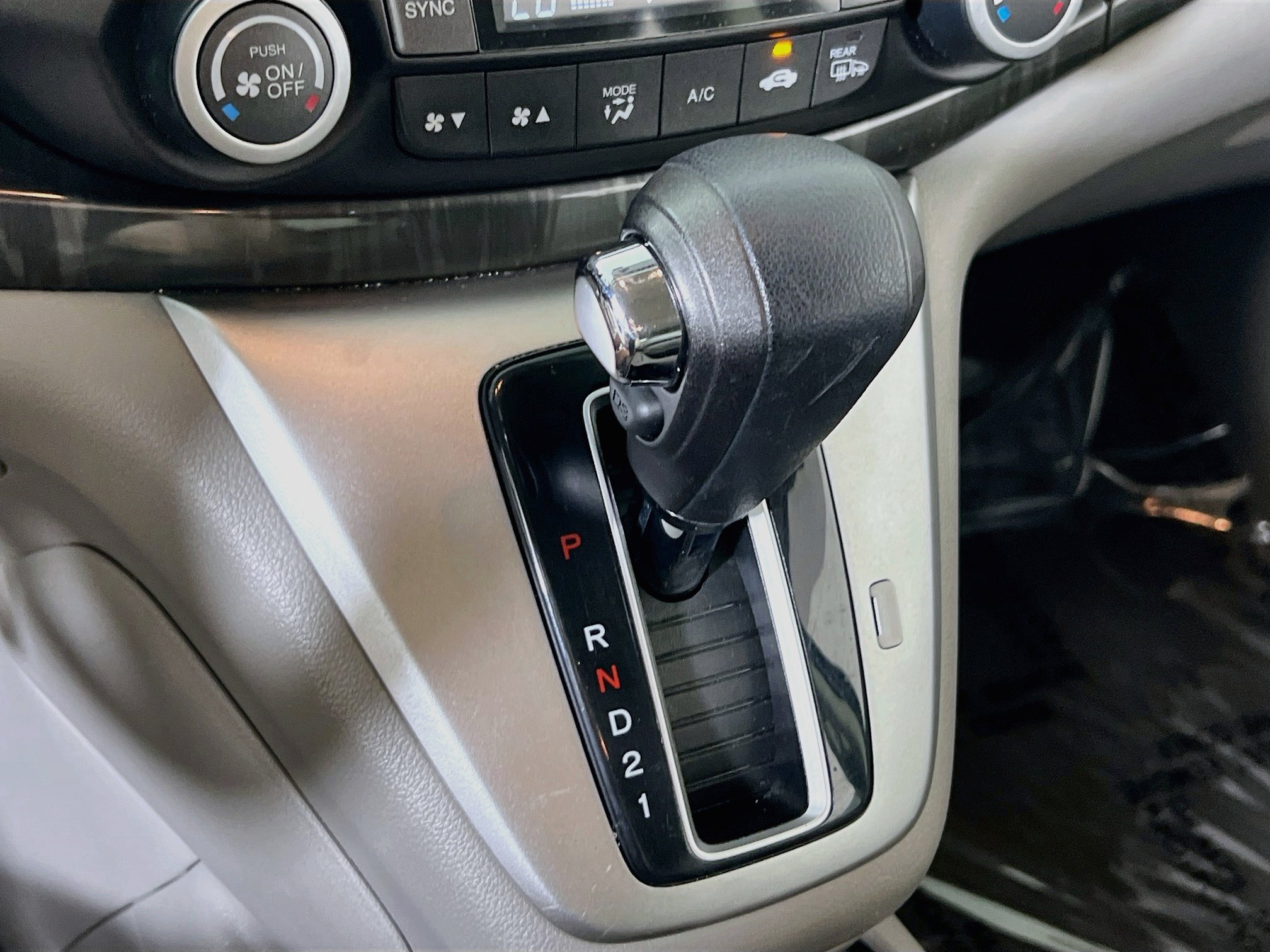 Used 2014 Honda CR-V EX-L image 17
