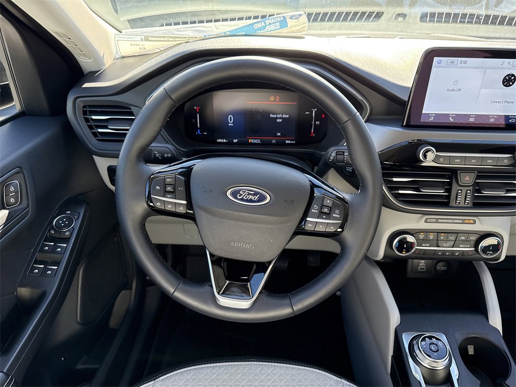 Used 2025 Ford Escape Active w/ Cold Weather Package image 13