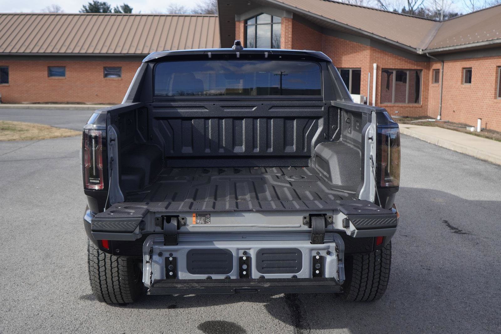 New 2026 GMC Hummer EV 4x4 Crew Cab image 6