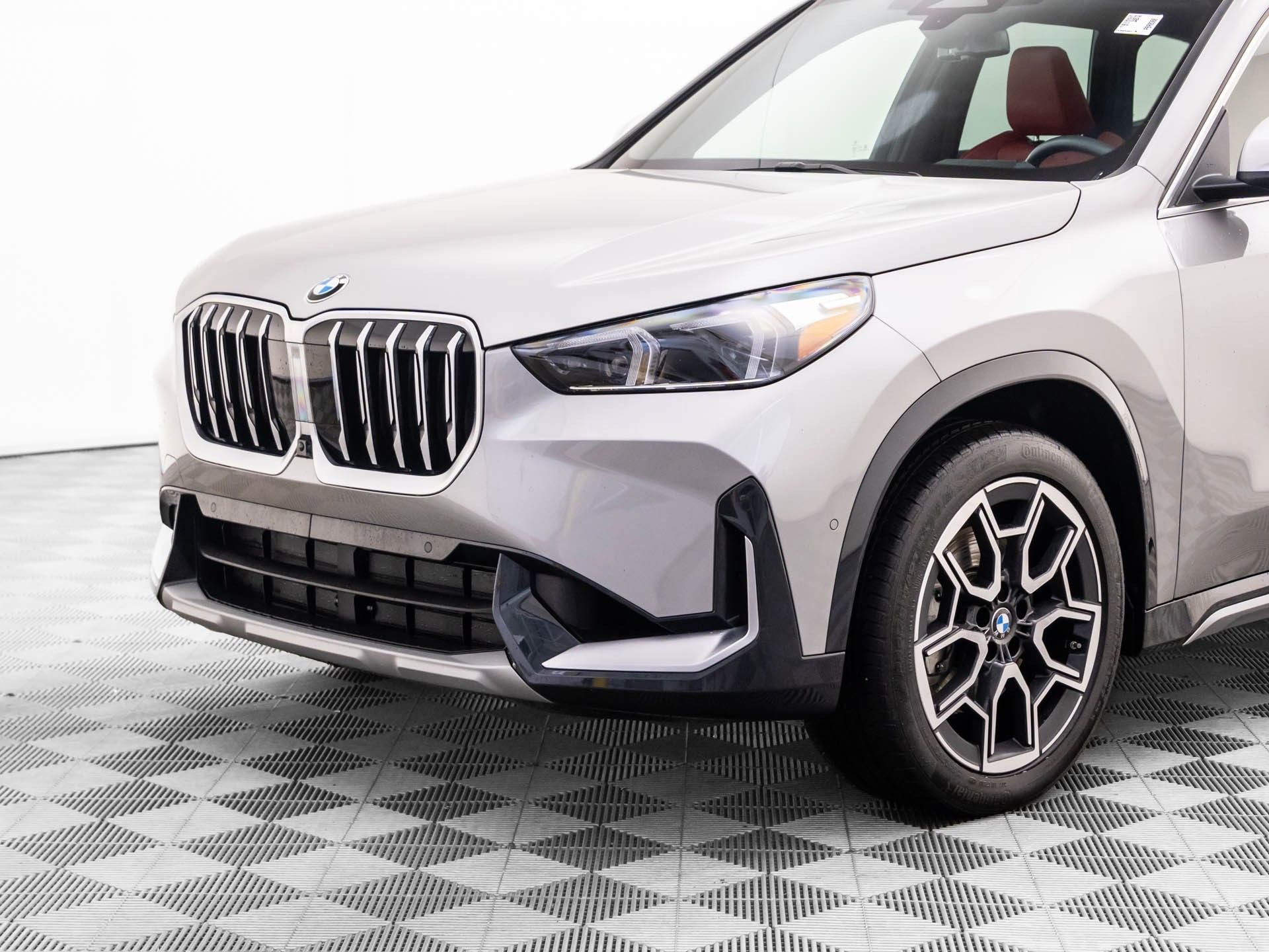 Certified 2025 BMW X1 xDrive28i image 32