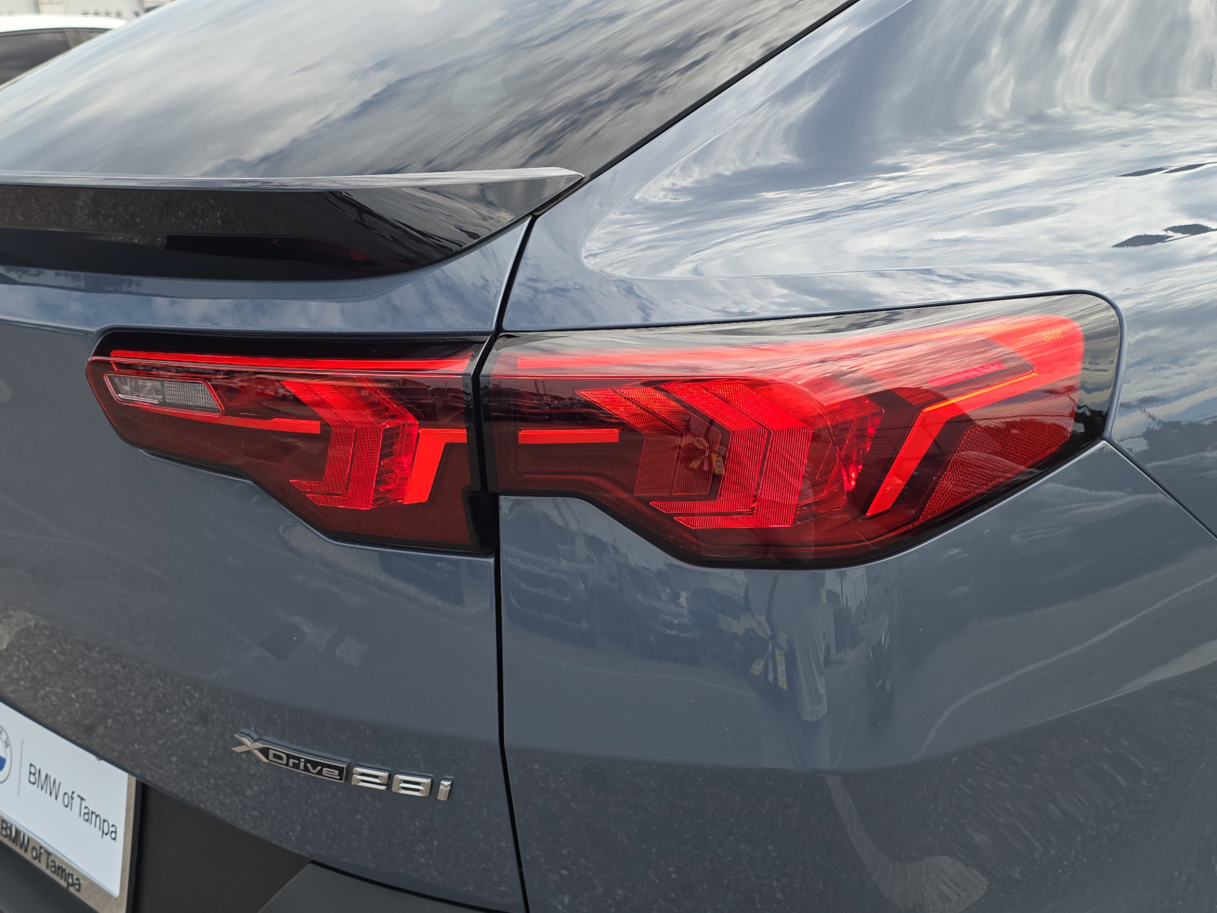 Used 2025 BMW X2 xDrive28i image 8