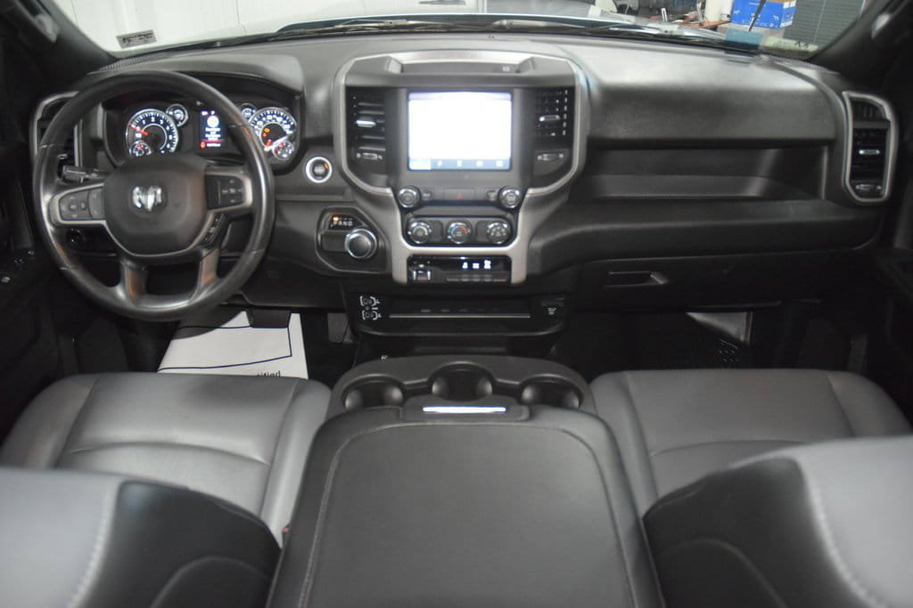Used 2024 RAM 2500 Tradesman w/ Chrome Appearance Group AWD/4WD image 29
