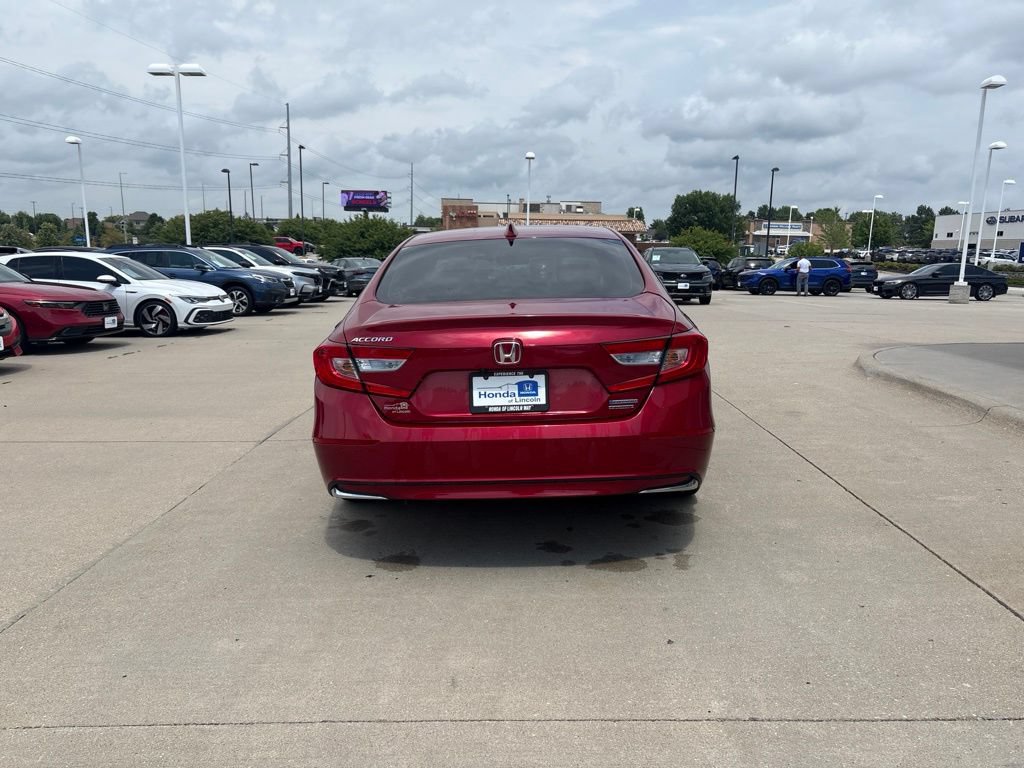 Used 2020 Honda Accord Touring image 6
