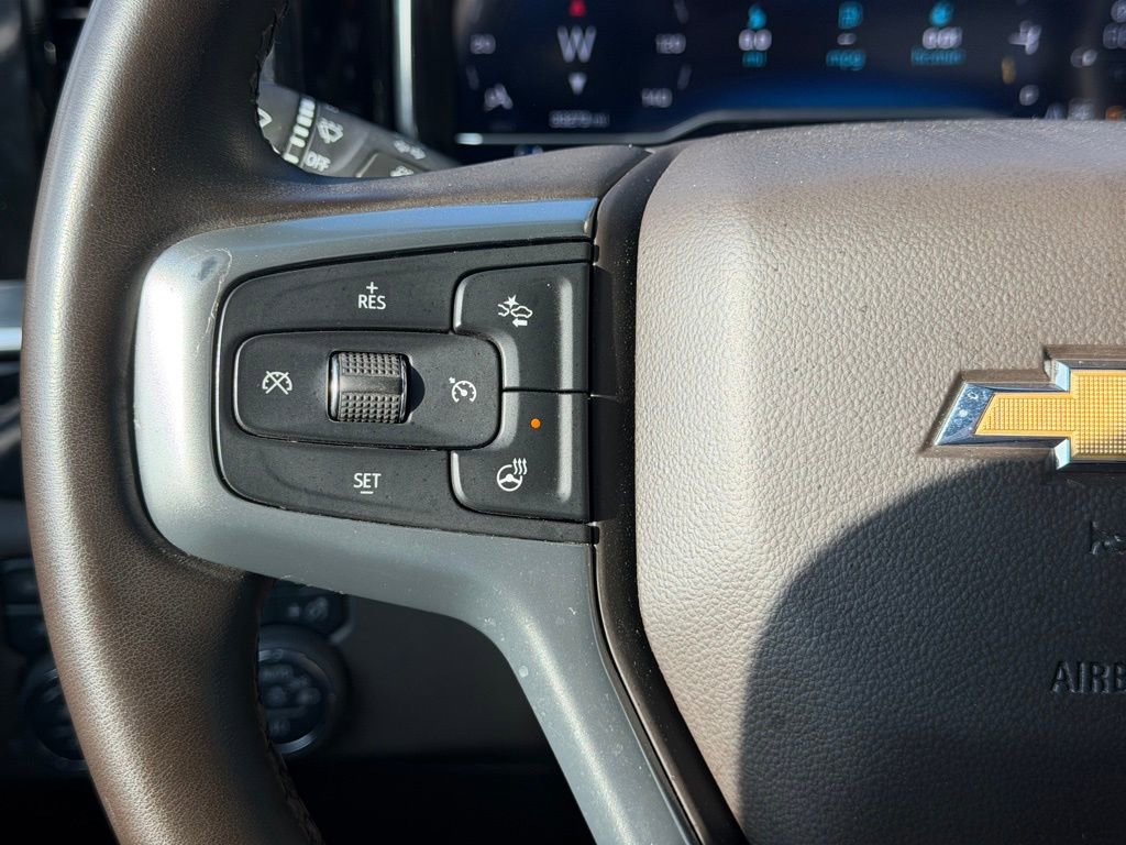 Used 2025 Chevrolet Silverado 3500 LTZ w/ LTZ Plus Package image 17