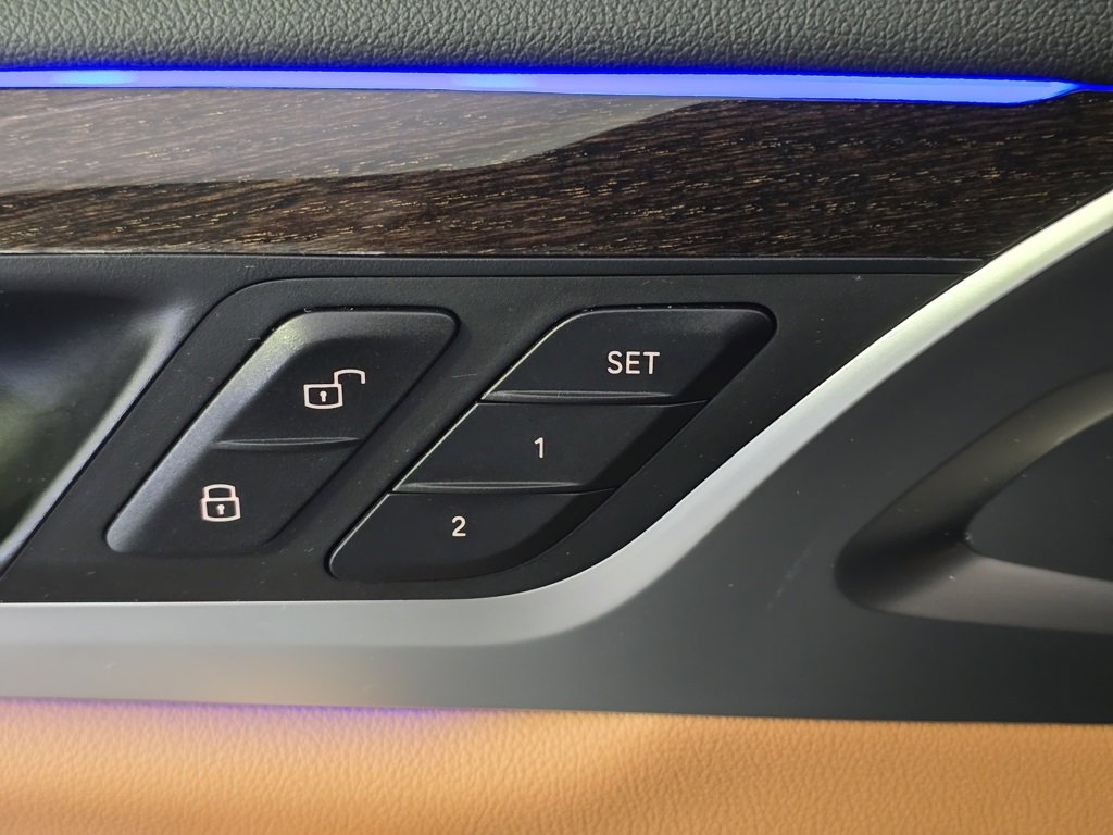 Used 2023 BMW X3 xDrive30i w/ Convenience Package image 9