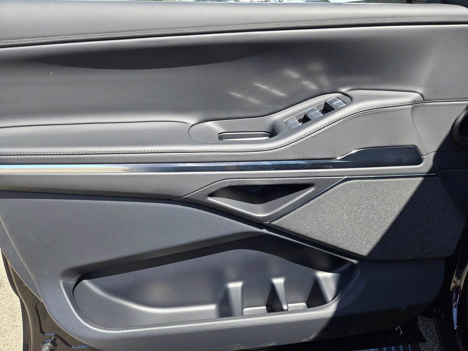 New 2026 Lincoln Navigator L Reserve AWD/4WD image 9