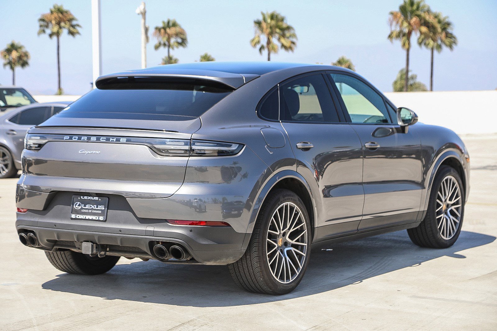 Used 2022 Porsche Cayenne Coupe image 7
