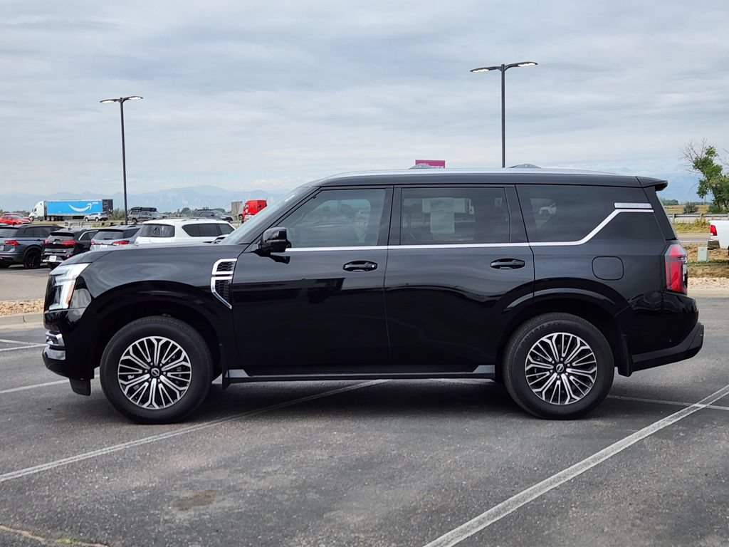 Used 2025 Nissan Armada Platinum AWD/4WD image 4