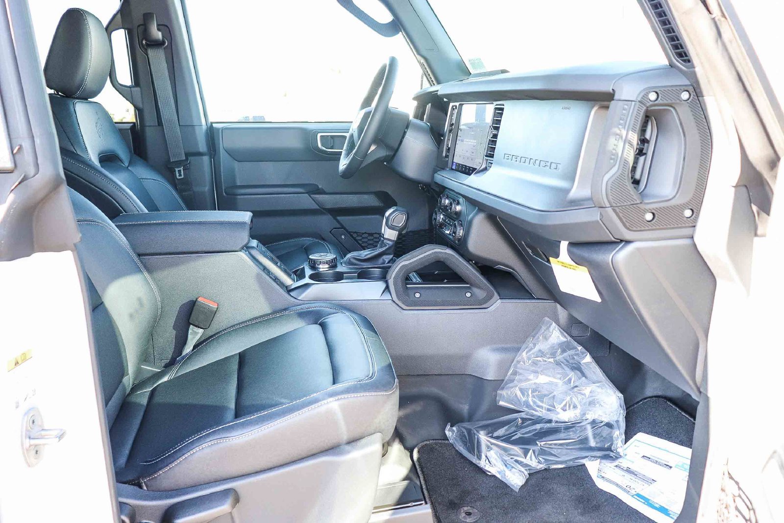 New 2026 Ford Bronco Big Bend w/ Black Diamond Package AWD/4WD image 16