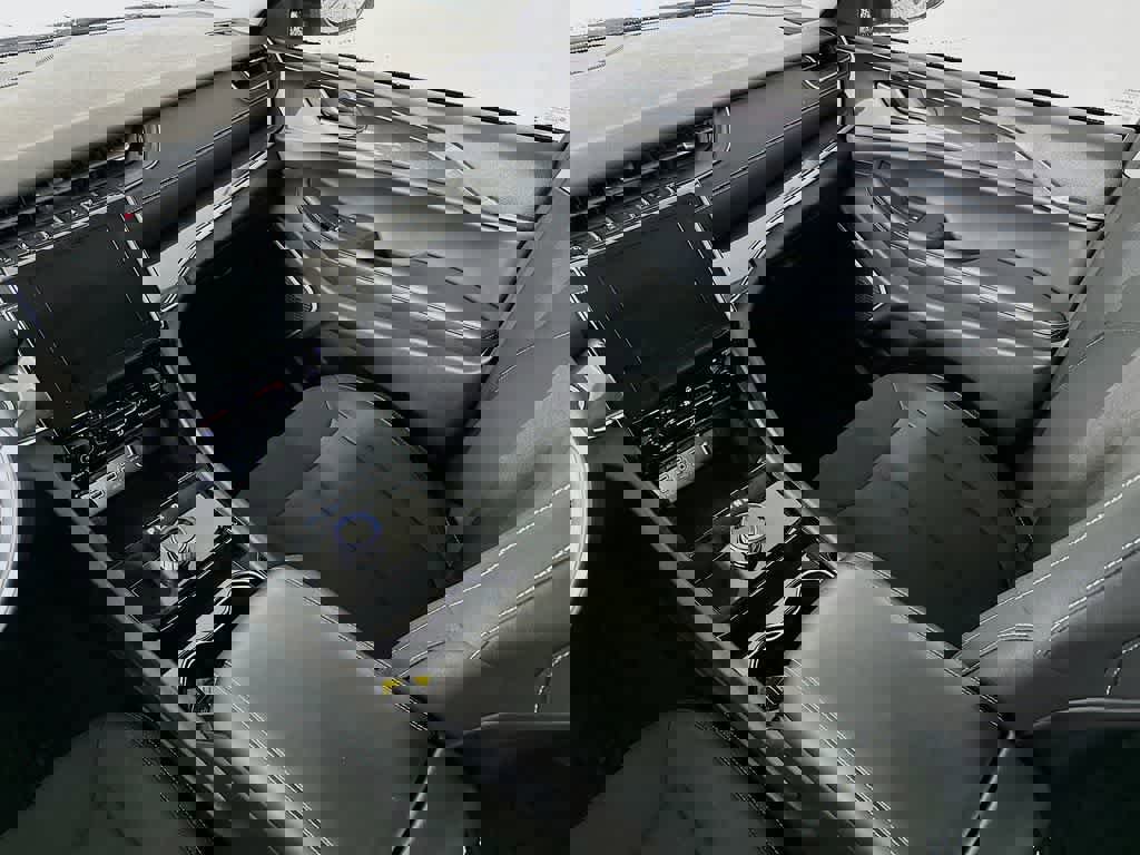 Used 2022 Jeep Grand Cherokee L Laredo w/ Luxury Tech Group I image 10