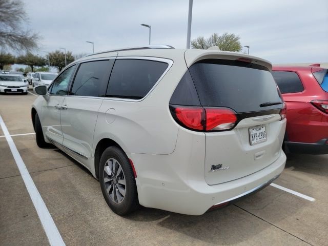 Used 2020 Chrysler Pacifica Touring-L Plus image 7