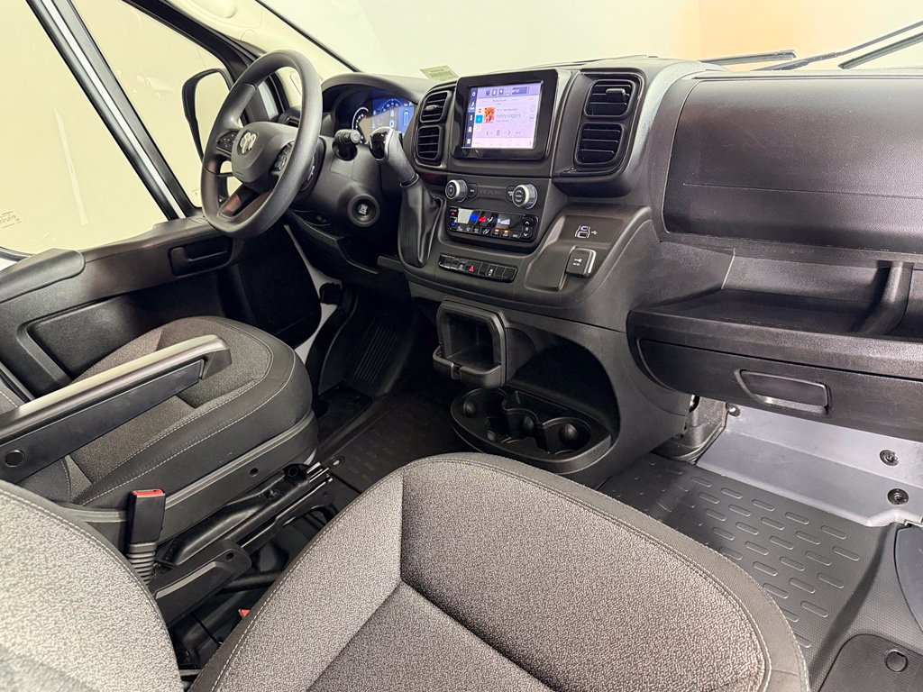 Used 2025 RAM ProMaster 2500 w/ U-Haul Equipment Group FWD image 21