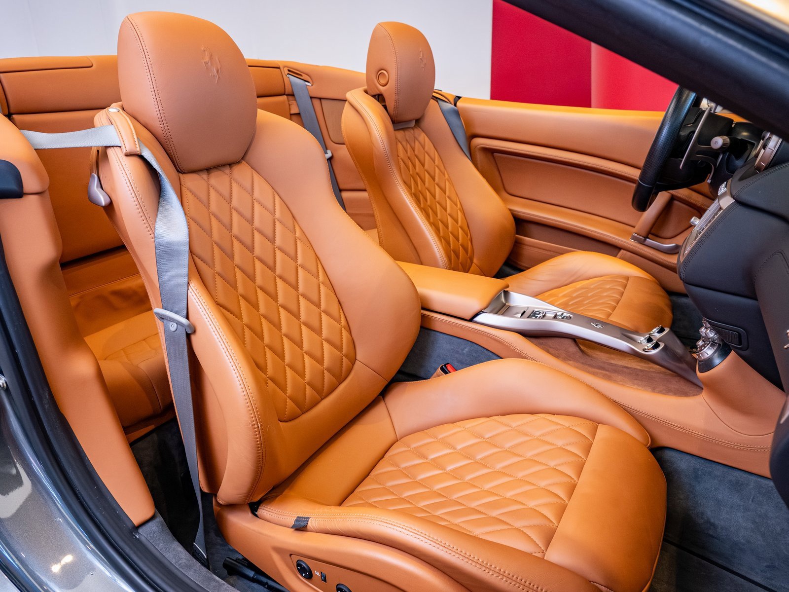 Used 2012 Ferrari California image 21