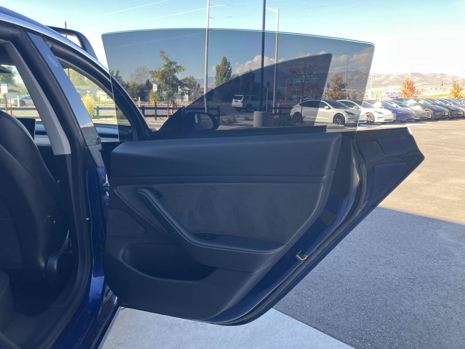 Used 2020 Tesla Model 3 Long Range AWD/4WD image 18