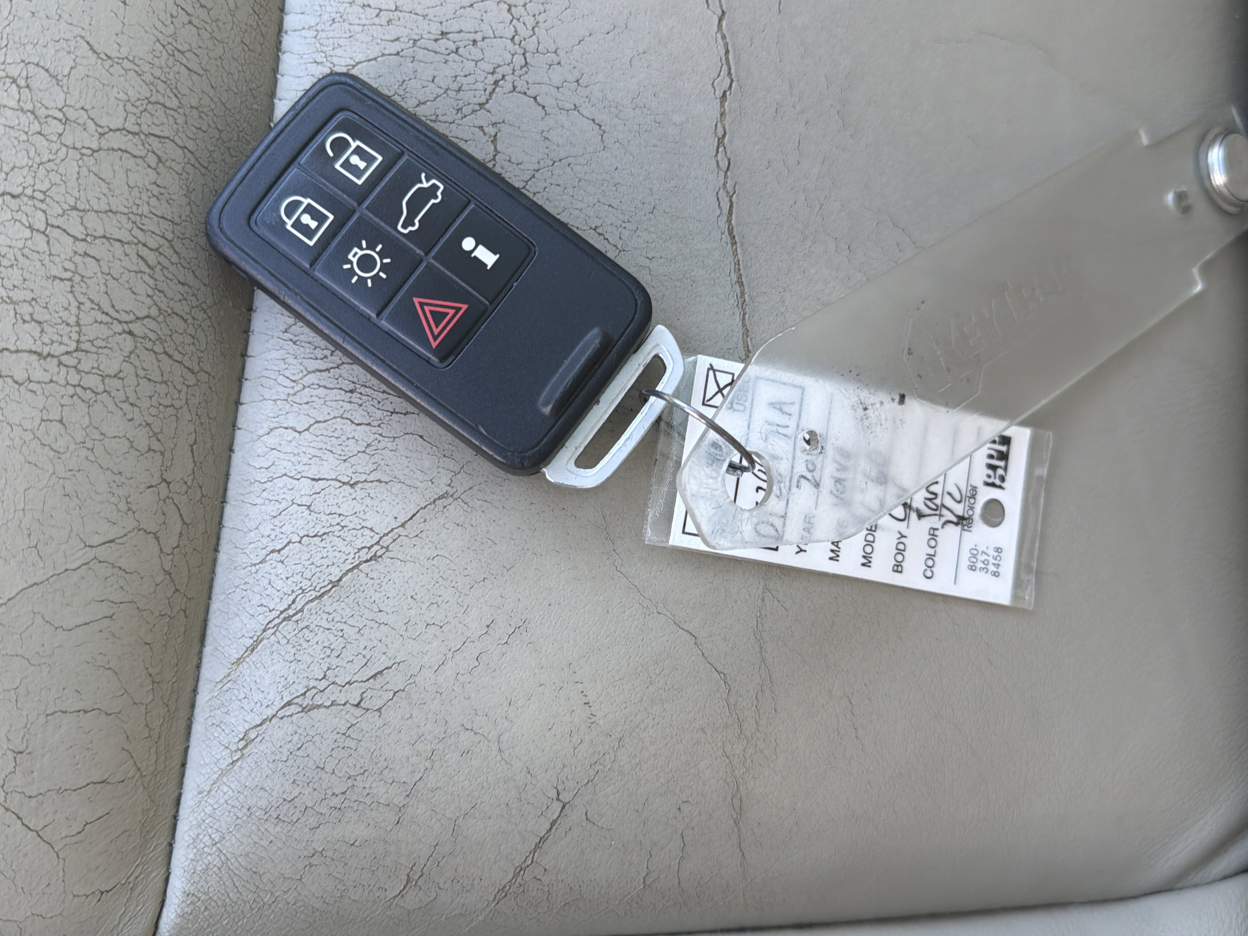 Used 2015 Volvo XC60 T6 Premier Plus image 35