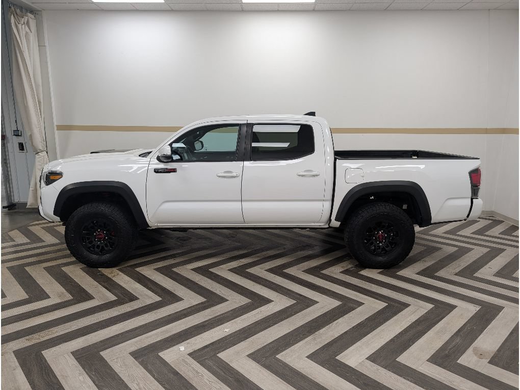 Used 2019 Toyota Tacoma TRD Pro AWD/4WD image 3