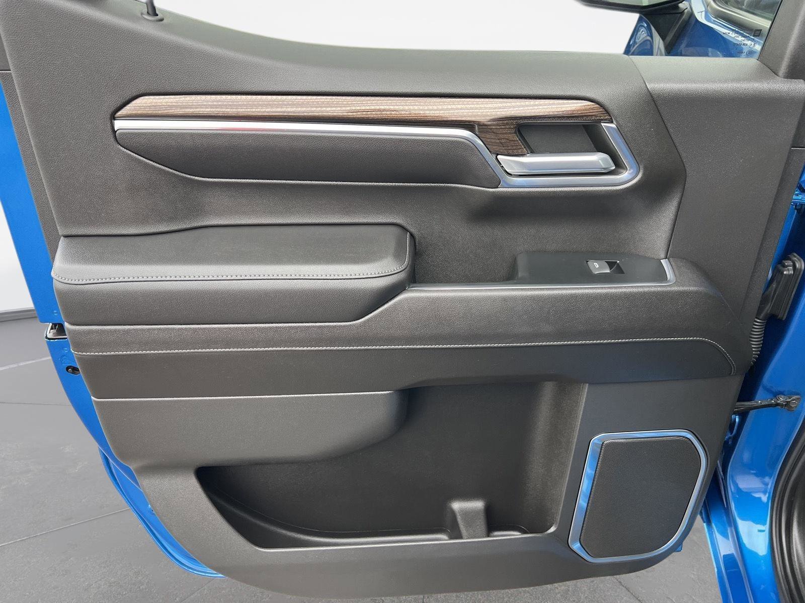 Used 2023 Chevrolet Silverado 1500 LT w/ Protection Package image 19