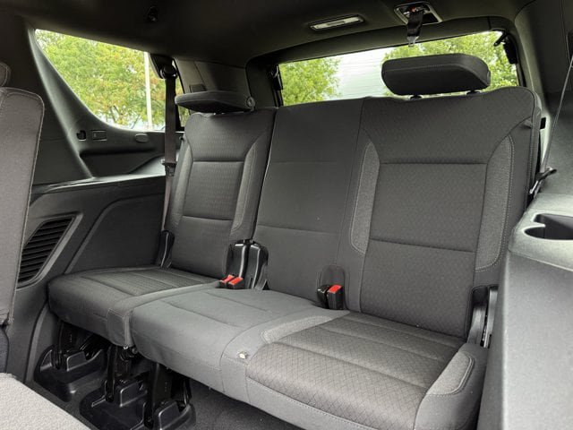 Used 2025 Chevrolet Tahoe LS AWD/4WD image 28