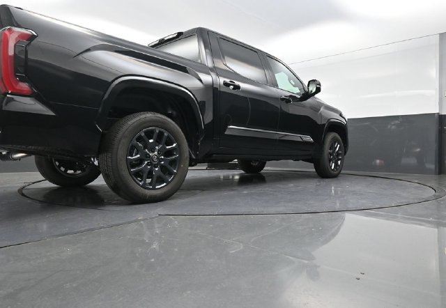 Used 2026 Toyota Tundra Platinum AWD/4WD image 37