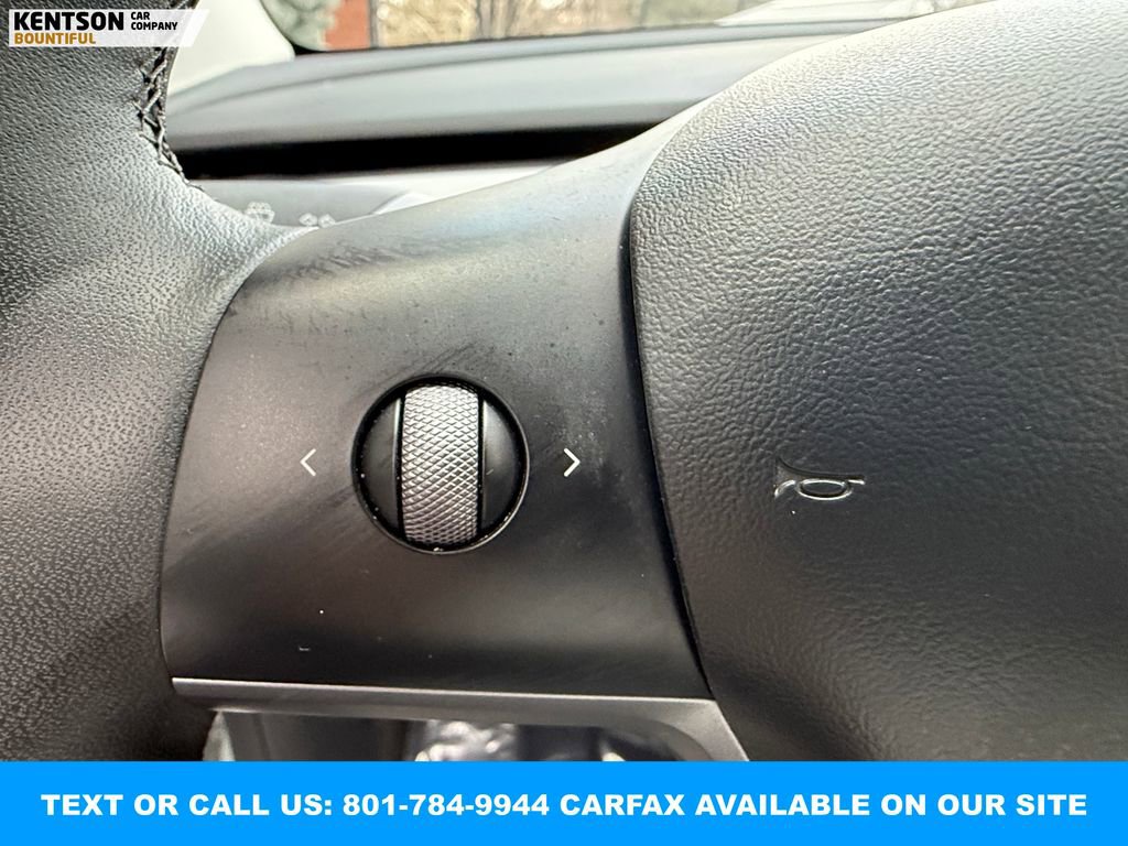 Used 2022 Tesla Model Y Performance image 18