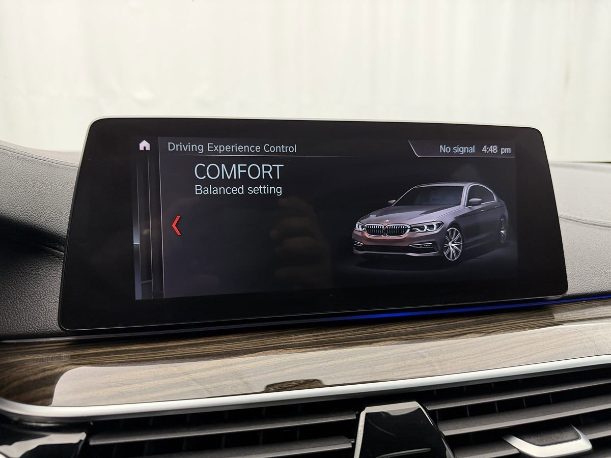 Used 2019 BMW M550i xDrive AWD/4WD image 30