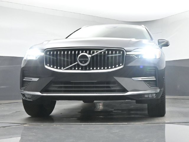 Used 2023 Volvo XC60 B5 Plus w/ Climate Package AWD/4WD image 37