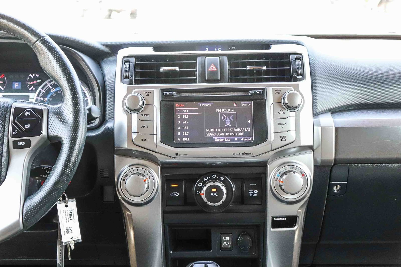 Used 2017 Toyota 4Runner SR5 AWD/4WD image 16