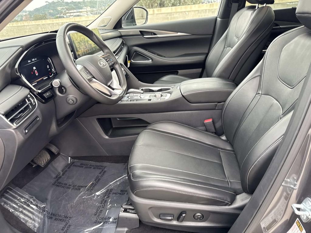 Certified 2025 INFINITI QX60 Luxe image 23