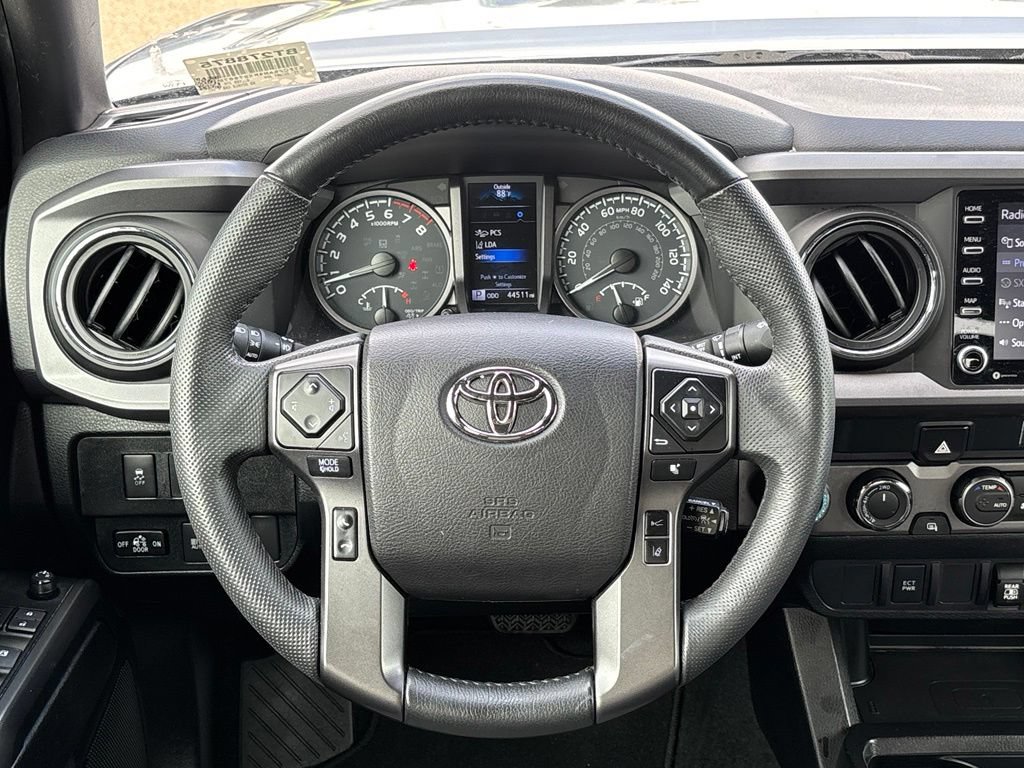 Used 2021 Toyota Tacoma TRD Off-Road AWD/4WD image 15