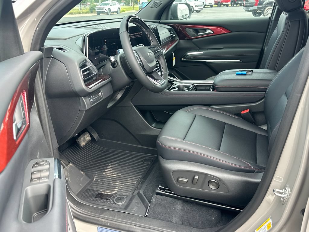 New 2026 Chevrolet Traverse Z71 w/ Enhanced Driving Package AWD/4WD image 10