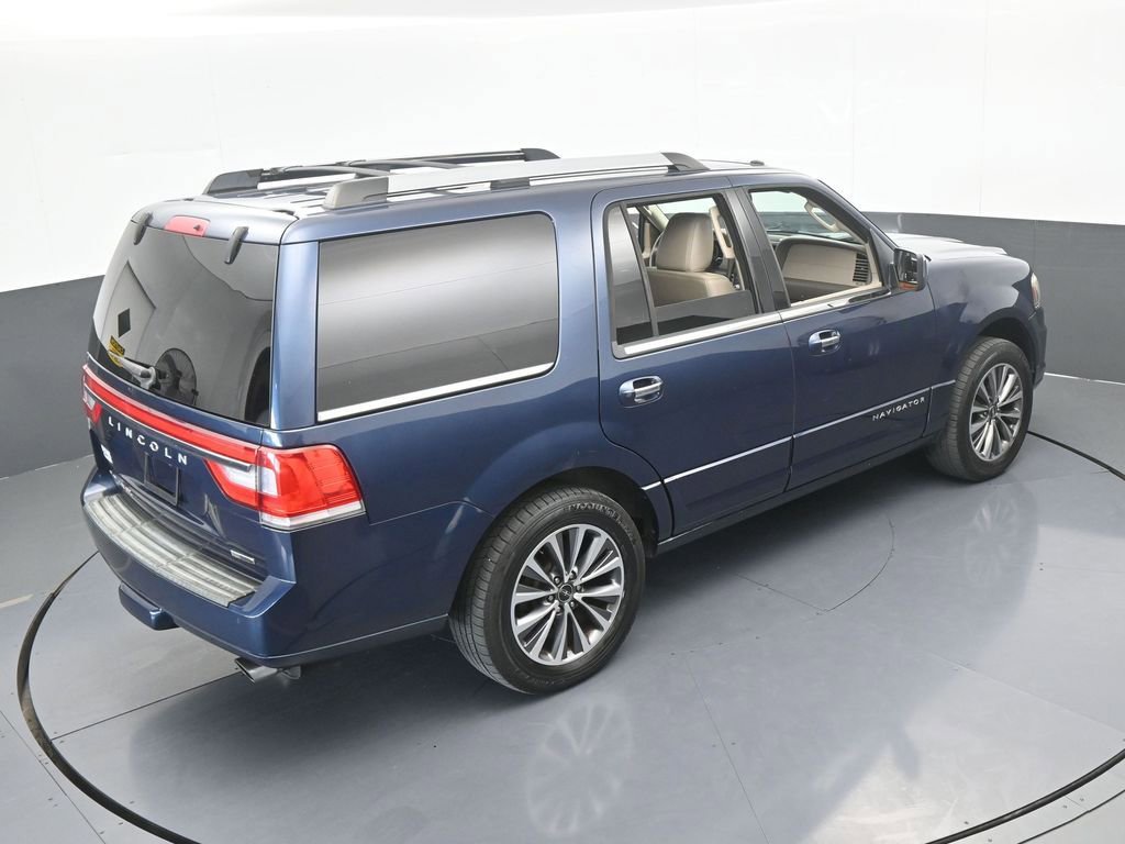 Used 2016 Lincoln Navigator Select image 59
