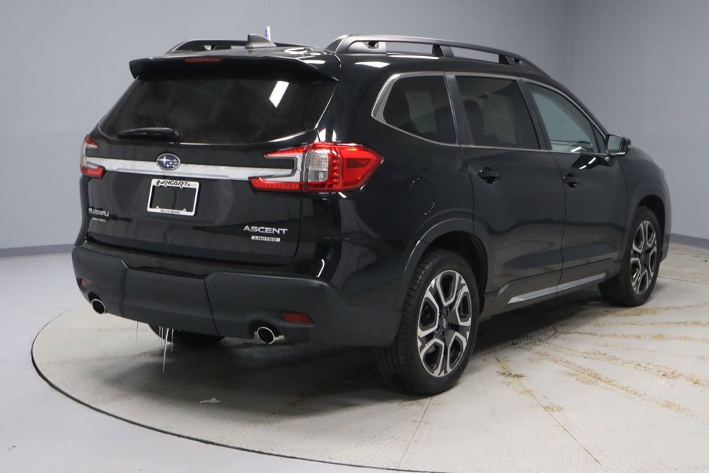 Used 2023 Subaru Ascent Limited image 10