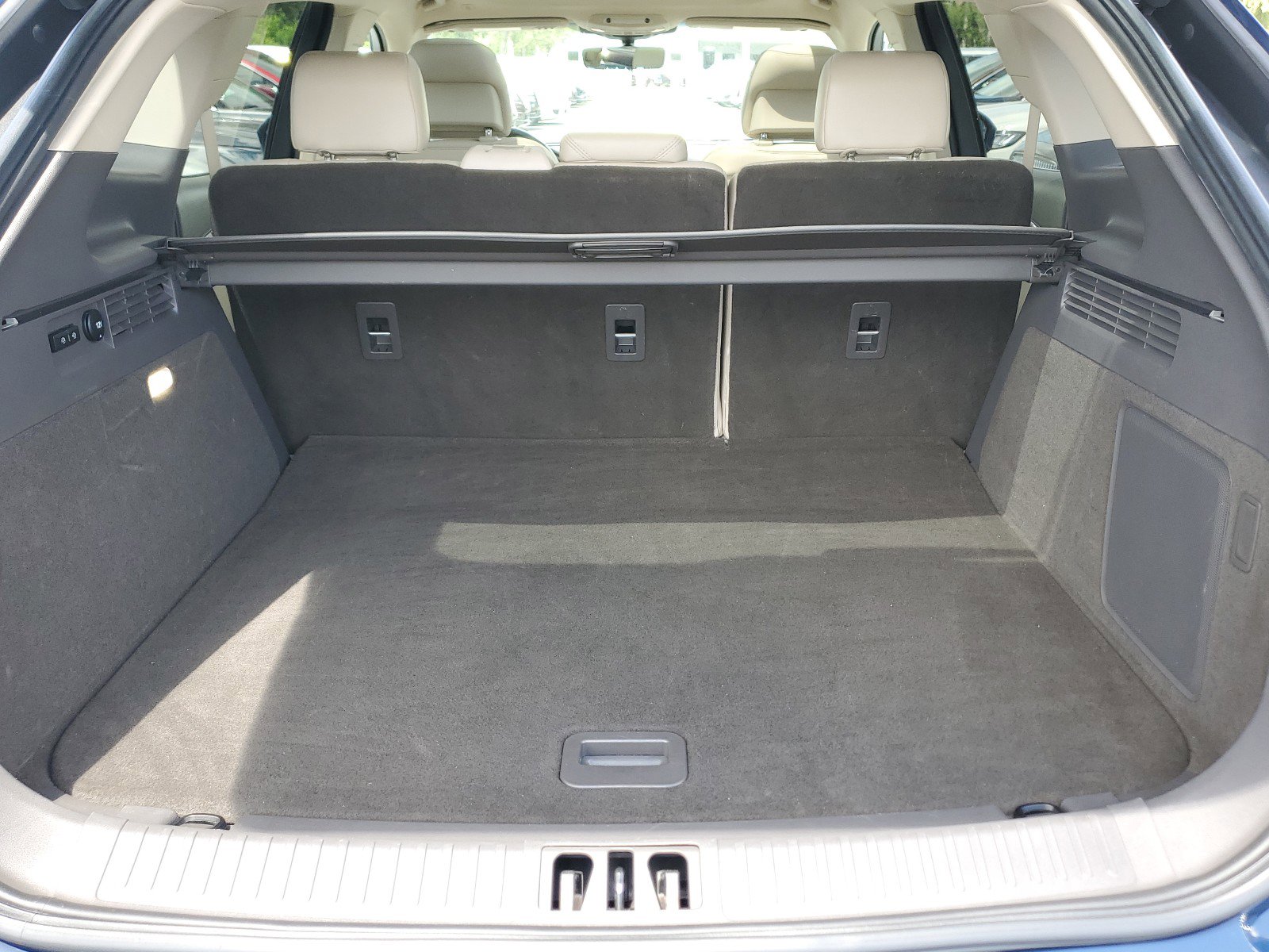 Used 2019 Lincoln Nautilus Reserve image 8