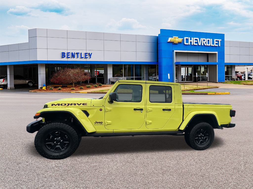 Used 2023 Jeep Gladiator Mojave w/ LED Lighting Group AWD/4WD image 2