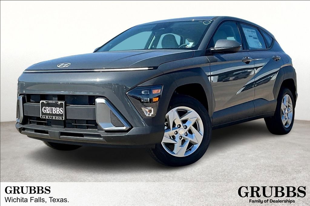 Used 2025 Hyundai Kona SE image 2