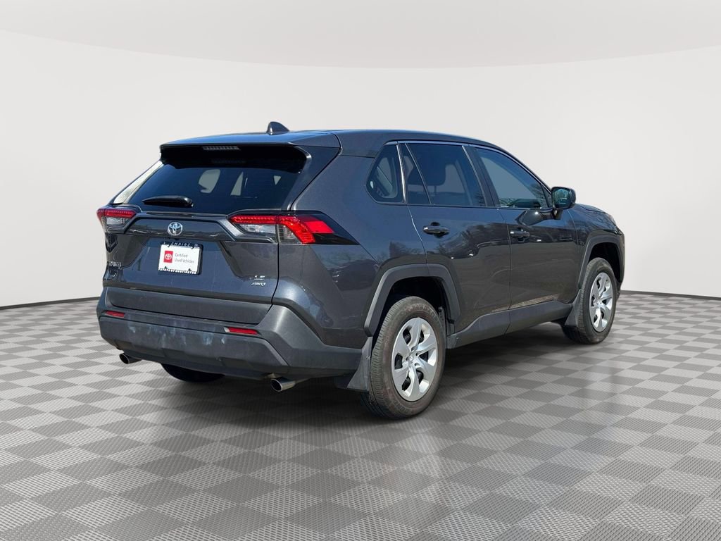 Used 2023 Toyota RAV4 LE AWD/4WD image 7