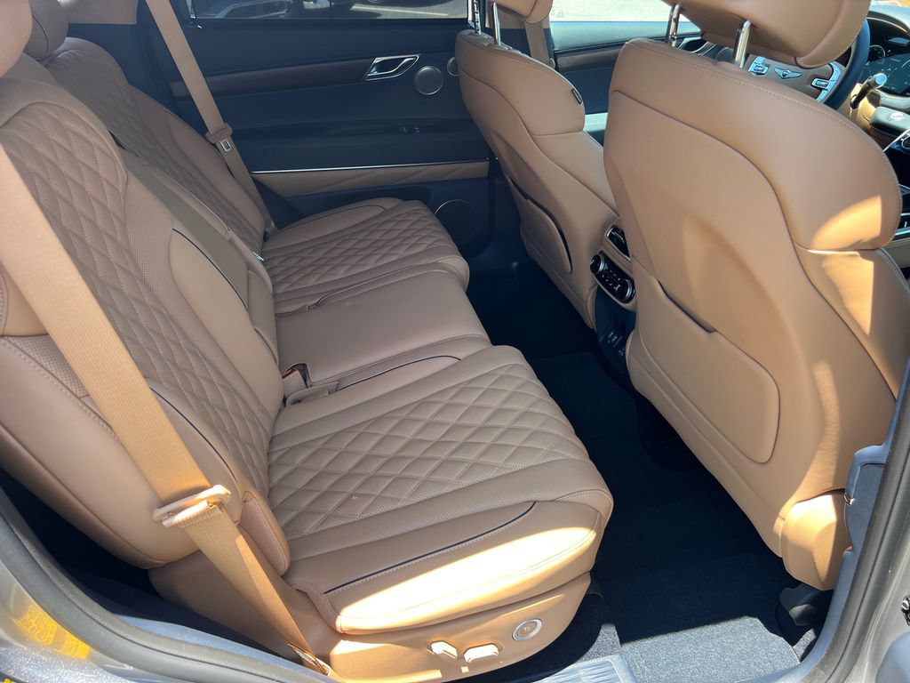 Used 2024 Genesis GV80 3.5T w/ Prestige Package AWD/4WD image 18