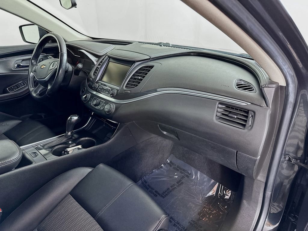 Used 2019 Chevrolet Impala LT image 34