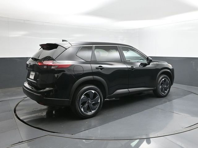 Used 2025 Nissan Rogue SV AWD/4WD image 8