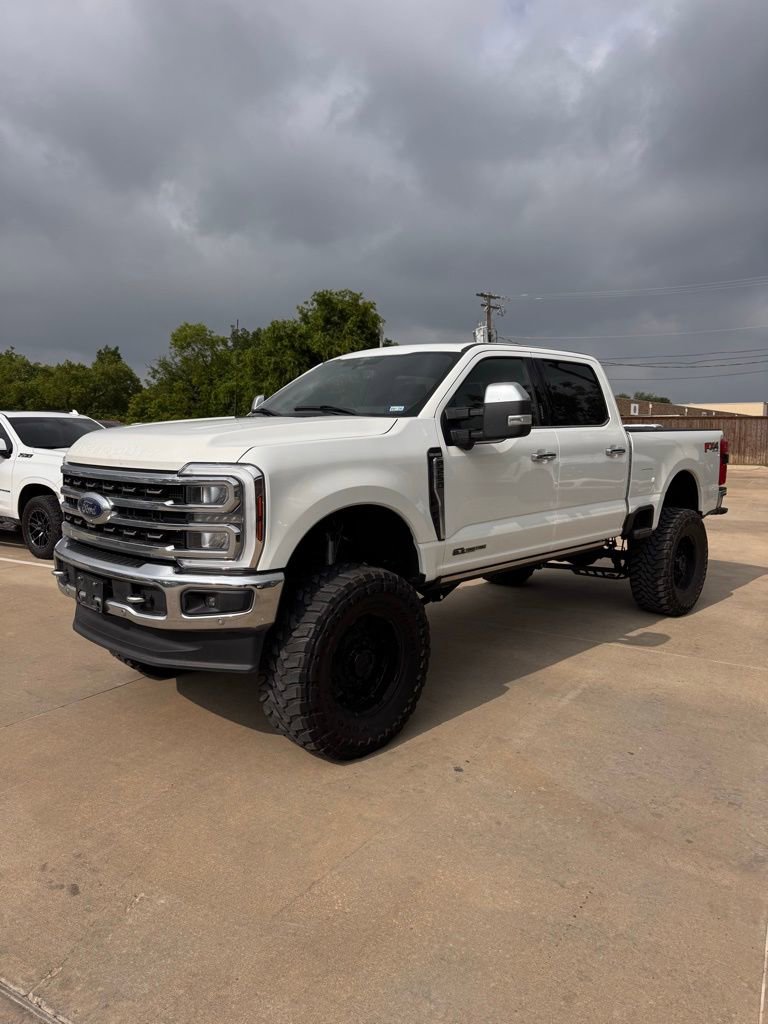 Used 2024 Ford F250 King Ranch w/ Chrome Package AWD/4WD image 3