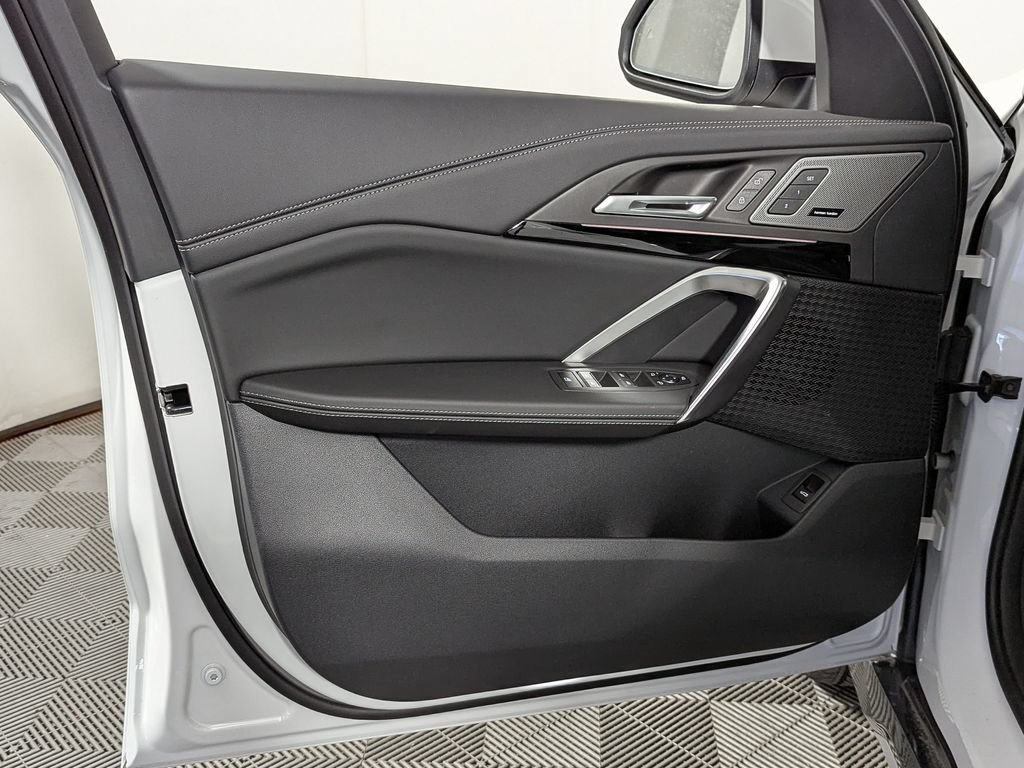 New 2026 BMW X1 xDrive28i w/ Technology Package AWD/4WD image 10