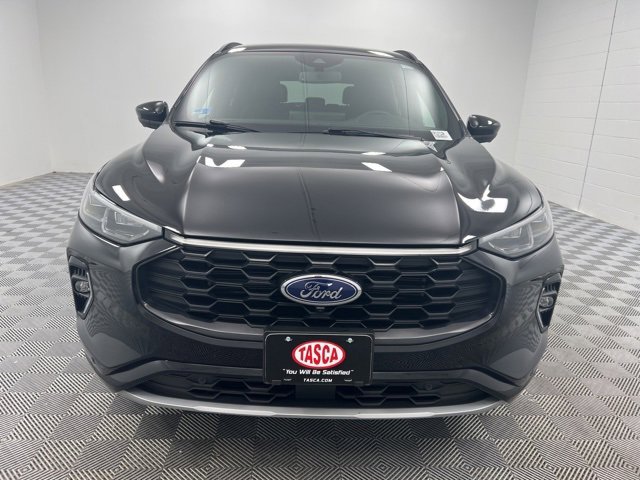 Used 2023 Ford Escape ST-Line Elite image 3