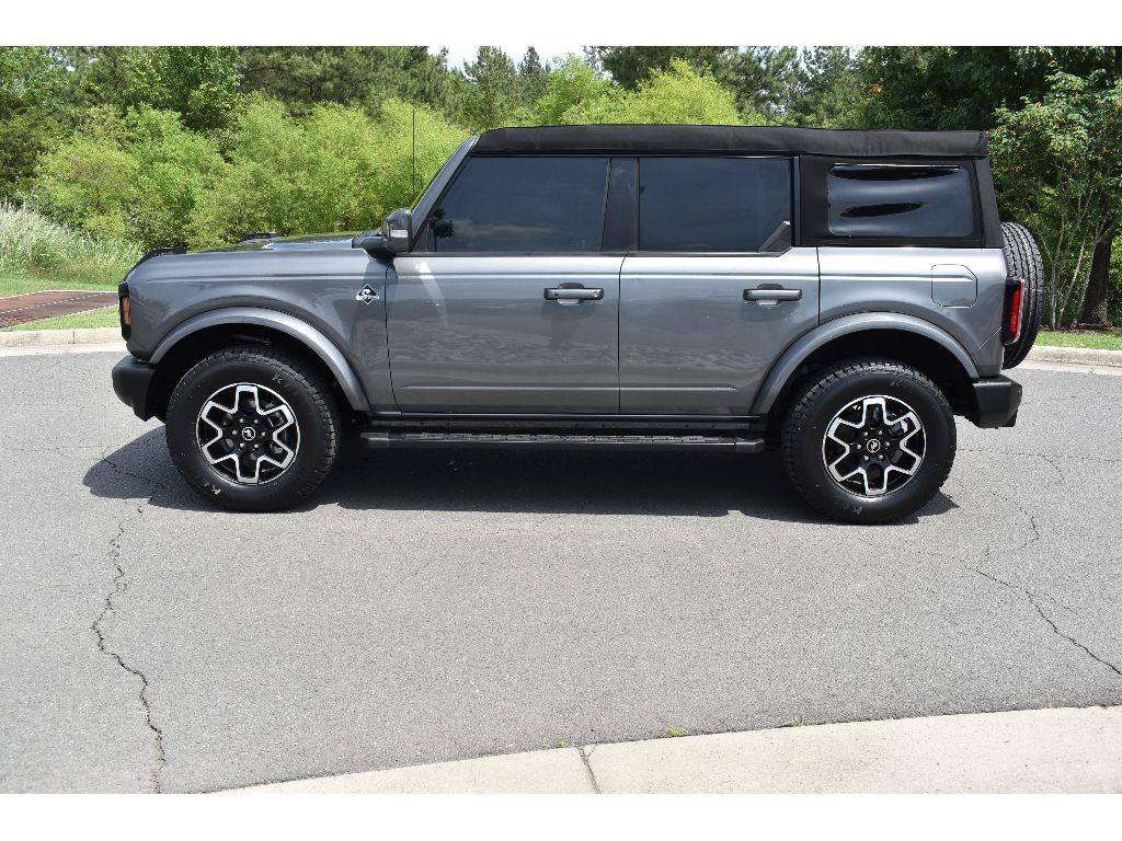 Used 2024 Ford Bronco Outer Banks AWD/4WD image 4
