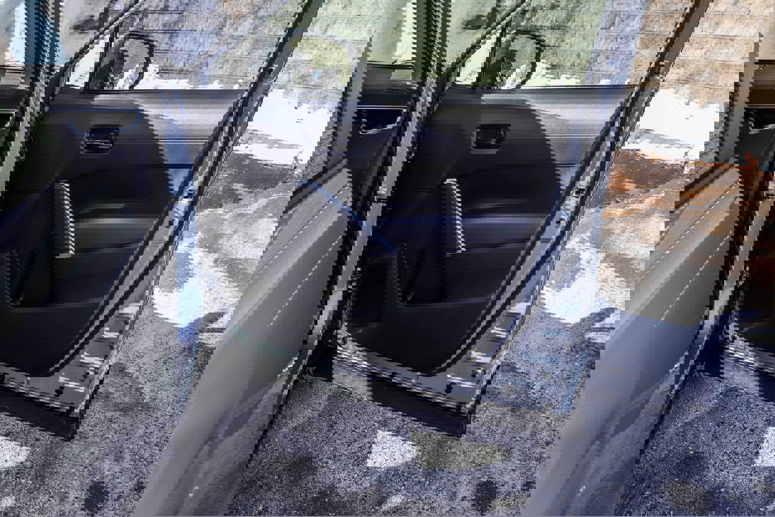 Certified 2023 Toyota Corolla Cross LE w/ Moonroof Package image 14