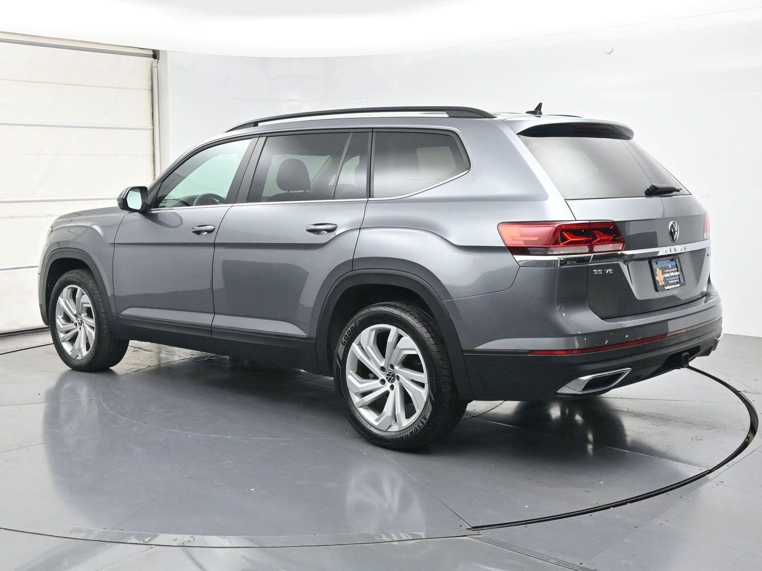 Certified 2023 Volkswagen Atlas SE w/ Panoramic Sunroof Package AWD/4WD image 25