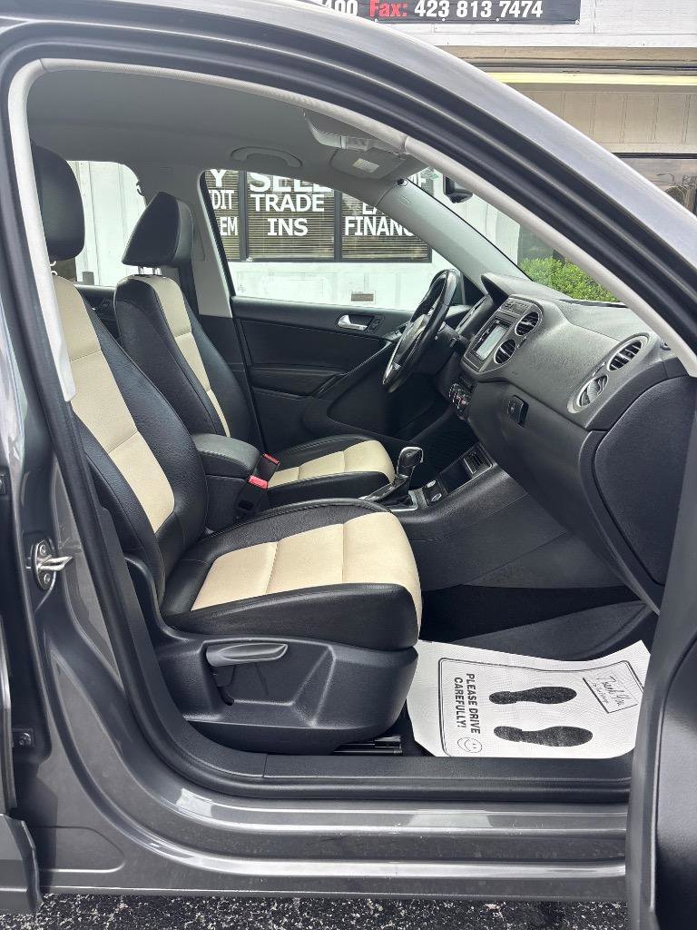 Used 2016 Volkswagen Tiguan S FWD image 33