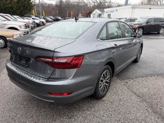 Used 2021 Volkswagen Jetta SE image 5