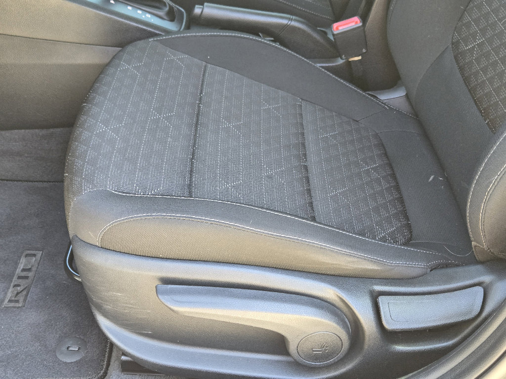 Used 2023 Kia Rio S image 25